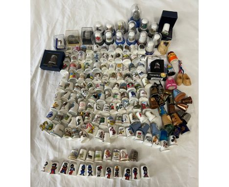 A collection 178 Thimbles to include one silver Birmingham M.Kamin & Co 1983, 3 x Wedgwood, 5 x Royal Worcester, 12 x Roberts