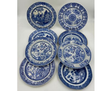 A group of early 19th century blue and white transfer-printed Spode plates, c. 1800-20. To include: Willow, Forest landscape,