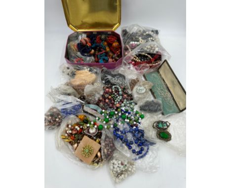 A quantity of mainly loose beads to include Lapis Lazuli, seed pearl necklace etc.