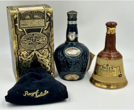 Chivas Royal Salute 21yr old blended whisky in a blue Spode decanter boxed and enclosed in a blue velvet bag 75cl along with 