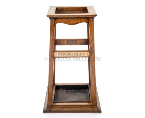 AN UMBRELLA STAND MADE FROM FOUDROYANT OAK BY GOODALL, LAMB &amp; HEIGHWAY, MANCHESTER, CIRCA 1898of elegant Art Nouveau desi