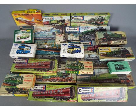 Kitmaster - Airfix - MTS - A lot of 24 mostly part built 00 scale model kits of locos and carriages including # 16 Royal Scot
