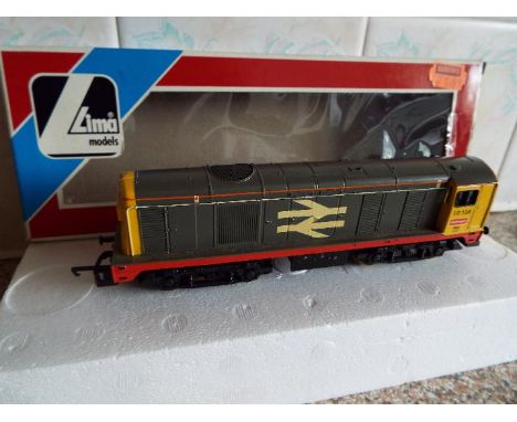 Lima - an OO gauge diesel electric locomotive, class 20 Railfreight op no 20138, BR livery with red stripe # 205156, appears 