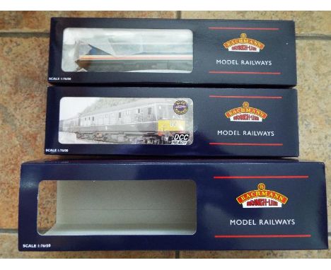 Bachmann Branch-Line Blue Riband - a DCC Ready OO gauge two-car unit, diesel locomotive class 108 DMU Network South East live
