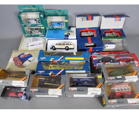 Corgi - Dinky - A lot of 19 boxed Corgi and Matchbox Dinky vehicles in various scales including Dinky DY-S10 Mercedes Omnibus