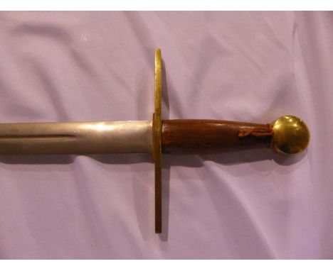 Wilkinson Sword commemorative Prince Of Wales Investiture full size sword, L: 105cm, 18ct gold plated hilt, with COA, 88/150.