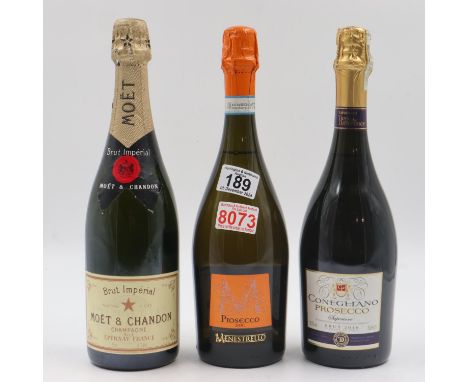 Bottle of Moet &amp; Chandon Champagne and two bottles of Prosecco. UK P&amp;P Group 3 (£30+VAT for the first lot and £8+VAT 