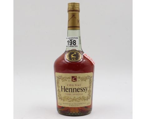 Hennessy VS Cognac, 70cl, 40%. UK P&amp;P Group 2 (£20+VAT for the first lot and £4+VAT for subsequent lots)