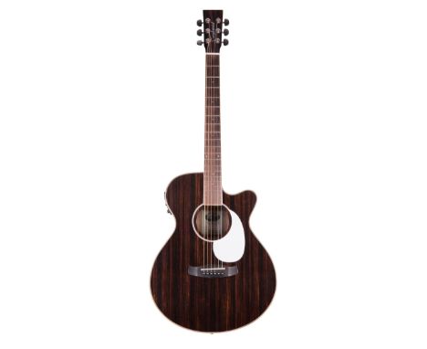 Discovery by Tanglewood DBT DLX SFCE EB electro-acoustic guitar; Finish: rosewood; Fretboard: rosewood; Frets: good; Electric