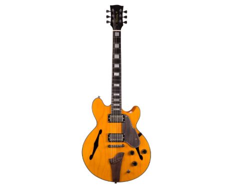 Fret King by Trev Wilkinson Black Label John Etheridge Signature Model semi hollow body electric guitar; Finish: amber; Fretb