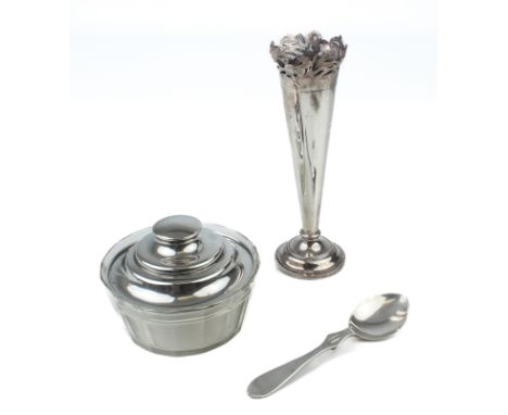 Three silver items: an Edwardian stem vase, Birmingham 1903, the conical bowl with pierced iris flower rim, loaded base, 18cm