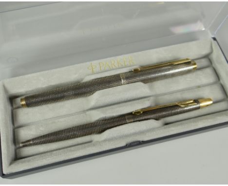 VINTAGE BOXED 925 STERLING SILVER PARKER 75 CISELE FOUNTAIN PEN & PENCIL SET