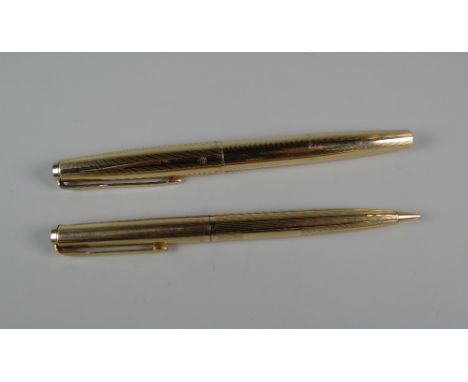 VINTAGE PARKER 61 ROLLED GOLD FOUNTAIN PEN & MECHANICAL PENCIL with engine-turned decoration & double jewel