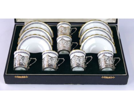 A cased set of Aynsley coffee cups and saucers, circa 1920
The black leatherette case enclosing six coffee cups and saucers d