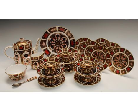 A Royal Crown Derby Imari palette 1128 pattern tea set for six, comprising teapot, milk jug, sugar bowl, sugar spoon, six tea