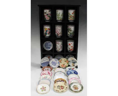 A set of miniature collector's plates, Royal Doulton, Ginori, Limoges, Kaiser, Royal Copenhagen, Spode, Noritake, Lladro, etc