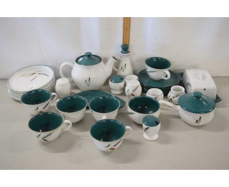 Quantity of Denby Green Wheat table wares