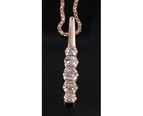 A yellow metal diamond five-stone bar pendant, featuring five graduated Old European cut diamonds in semi-rubover settings, d