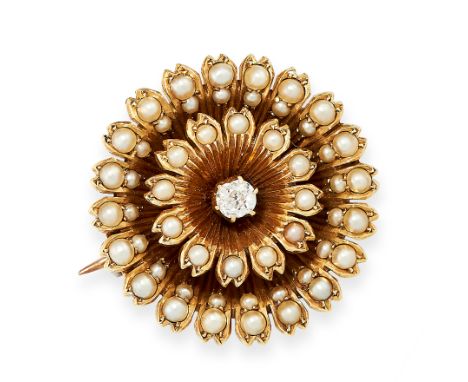 ANTIQUE PEARL AND DIAMOND BROOCH / PENDANT in yellow gold, in the form of a flower, set with a central old cut diamond in a d