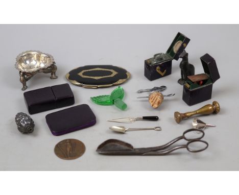 Small collection of collectables, inc. Candle scissors, matching travel ink-well and vesta matches case with internal striker