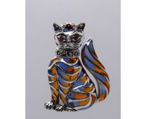 Silver enamel ruby eyed cat brooch/pendant 