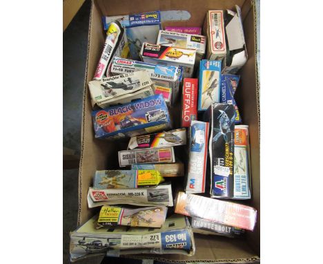 Box of twenty six unmade plastic aircraft kits, including Airfix, Italari, Revel and Esci 