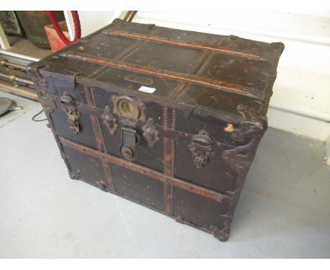 A ' New Atlas ' wooden and iron mounted steamer trunk / chest with original canvas coveringClosers are working.No key to main