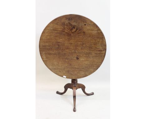 18th Century mahogany circular tilt top pedestal table on baluster turned column and tripod base, 87cms high x 74cms diameter