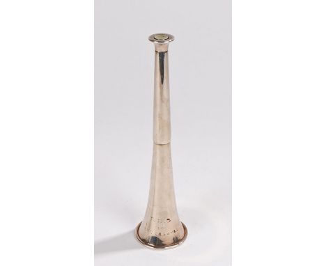 Table lighter in the form of a hunting horn by the maker Dunhill, engraved to the side, F.B.S. from M.M.G., M.K.G &amp; M.G.G
