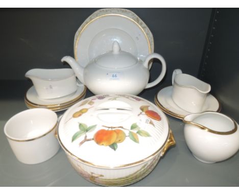 A selection of ceramics including Royal Worcester
