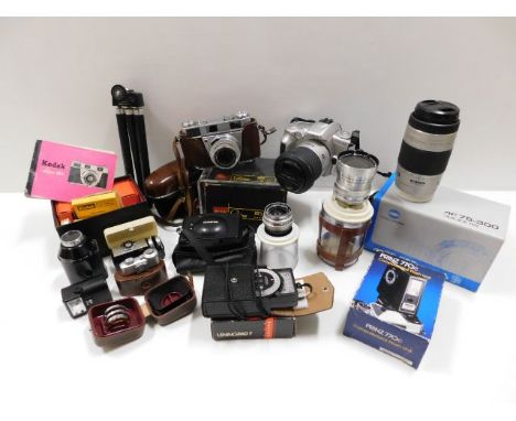 A quantity of mixed camera &amp; photography equipment including a Minolta Dynax 80, Kodak Retina III, Minolta Lens AF75-300 