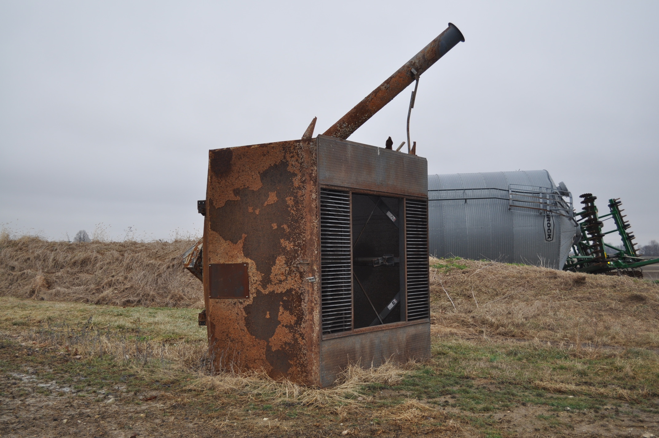 500 bu Lowry Mfg grain dump pit, Model 50010, 10'x10'x12' deep, 10