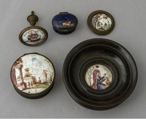 A collection of five assorted late 18th Century enamels, to include a Bilston enamel patch box, a circular box with hinged co
