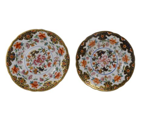 A pair of Spode plates - Imari pattern, circa 1860, 21cm diameter.