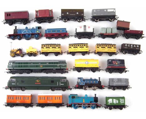 Collection of unboxed 00 gauge model railway items mainly by Triang and Hornby, to include Stephenson's Rocket and coaches, T