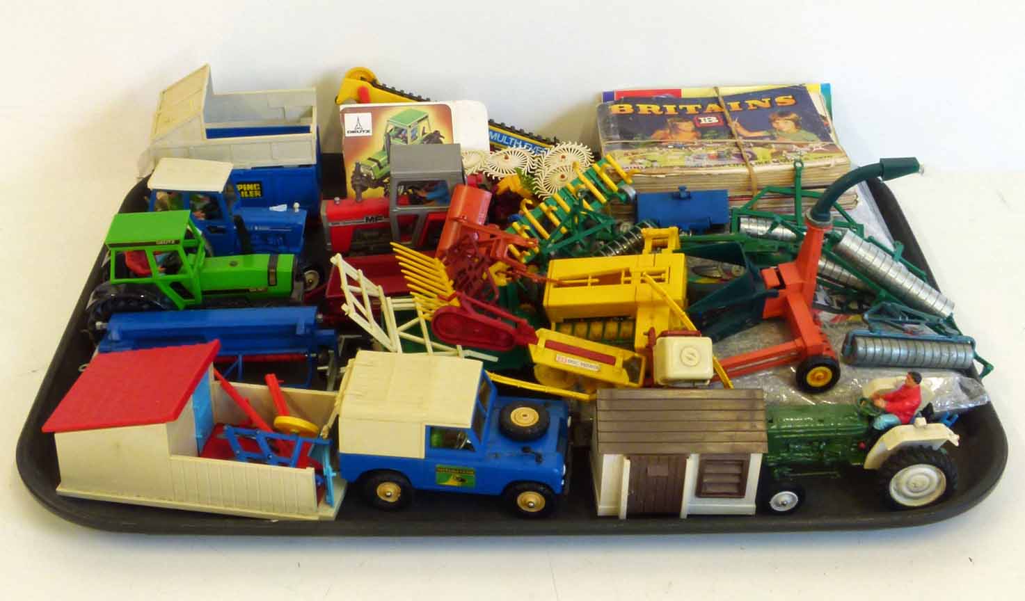 Collection of twenty seven Britains Diecast toys also a Britains ...