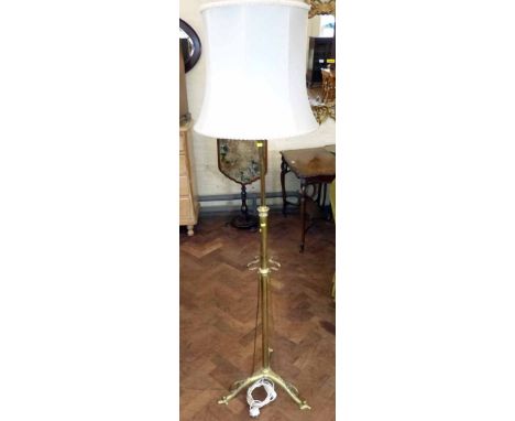 An Art- Nouveau adjustable brass lamp No condition reports for this sale.