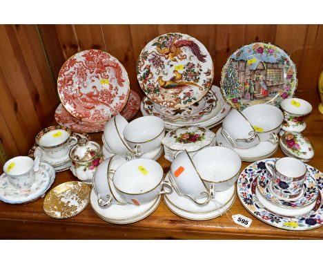 ROYAL WORCESTER, ROYAL CROWN DERBY AND ROYAL ALBERT CERAMICS, to include eight Royal Worcester twin handled soup bowls manufa