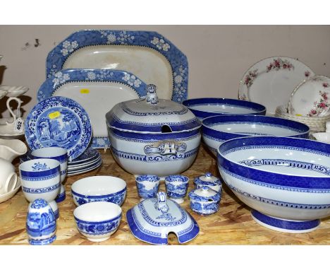 TWENTY TWO PIECES OF COPELAND SPODE BLUE AND WHITE DINNER WARES, comprising two Cracked Ice and Prunus pattern meat plates, m