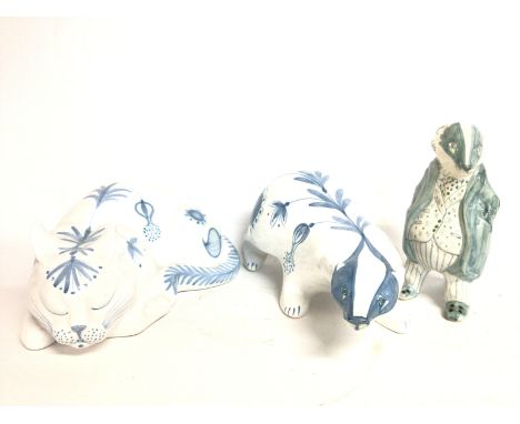 David sharp Rye pottery ceramic figurines, no obvious damage. Postage cat D
