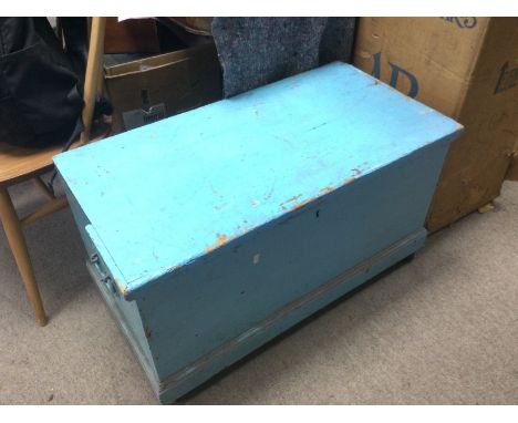 A painted vintage pine box, approx 82cm x 42cm x 44cm. Shipping category D.