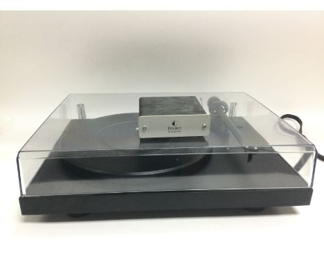 A Pro-Ject Debut III record player and a Pro-Ject phono box MKII plus leads.