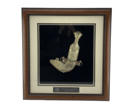 20th century Omani presentation jambiya in white metal scabbard the frame inscribed 'The Dubai Duty Free Stakes, Newbury 2002