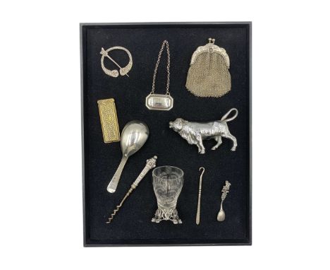 Edwardian etched shot glass on pierced silver stand by William Comyns &amp; Sons, London 1902, early 20th century mesh purse,