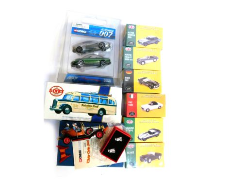 Corgi, Dinky and other diecast, including Corgi James Bond 007 TY99132 Aston Martin and Jaguar XKR two piece set Die Another 