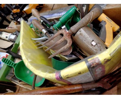 Mixed gardening tools. Not available for in-house P&amp;P 