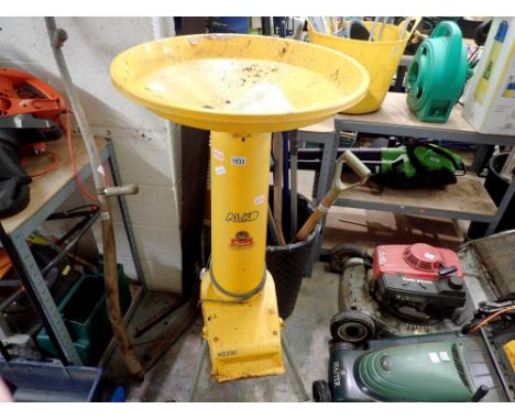 Alko Kober H2200 garden shredder. All electrical items in this lot have been PAT tested for safety and have passed. This does