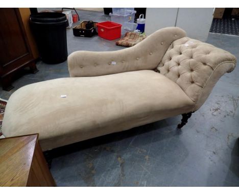 Cream velvet button back chaise longue, L: 193 cm. Not available for in-house P&amp;P 