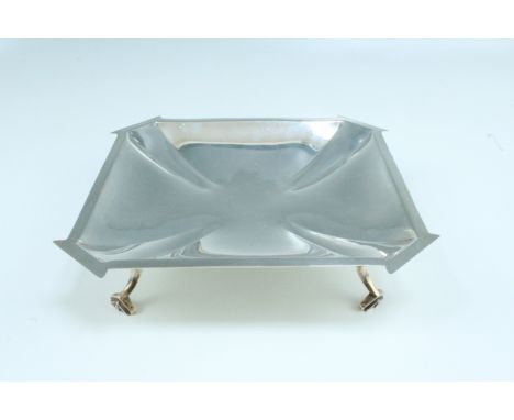 An Art Deco silver dish raised on four pad feet, Harrison Brothers &amp; Howson, Sheffield, 1936, 382 g, 19.5 cm square