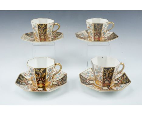 A set of four late 19th Century Wedgwood Imari pattern octagonal section cups and saucers, Y1737